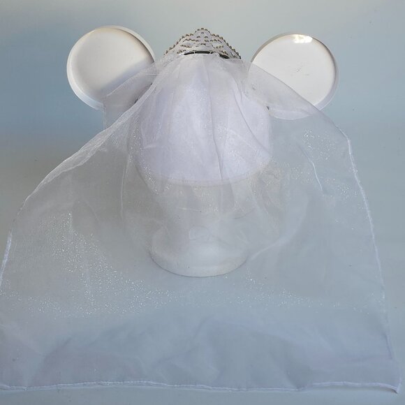 Disney Minnie and Mickey Mouse EARS Bride Veil sparkle and shine - Picture 2 of 5